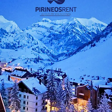 Pirineos Rent Appartement *