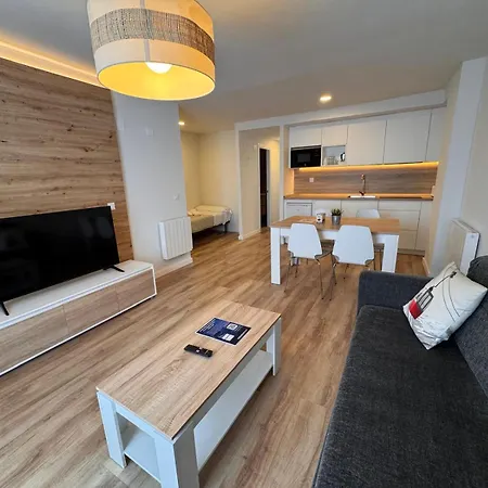 아파트 Pirineos Rent 칸단추