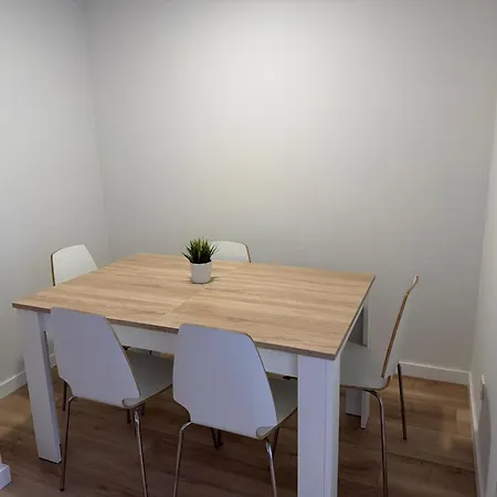 Pirineos Rent 칸단추