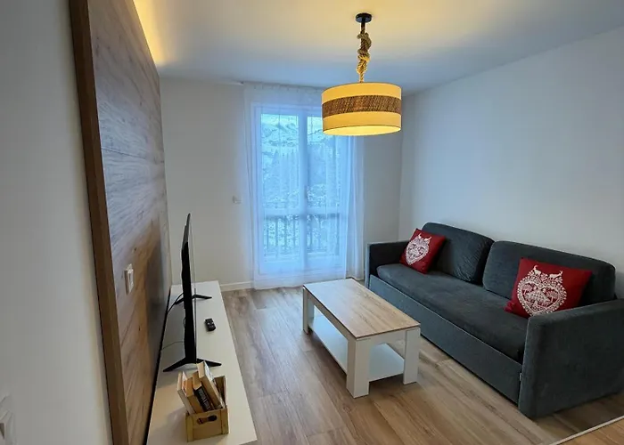 Pirineos Rent 아파트 *